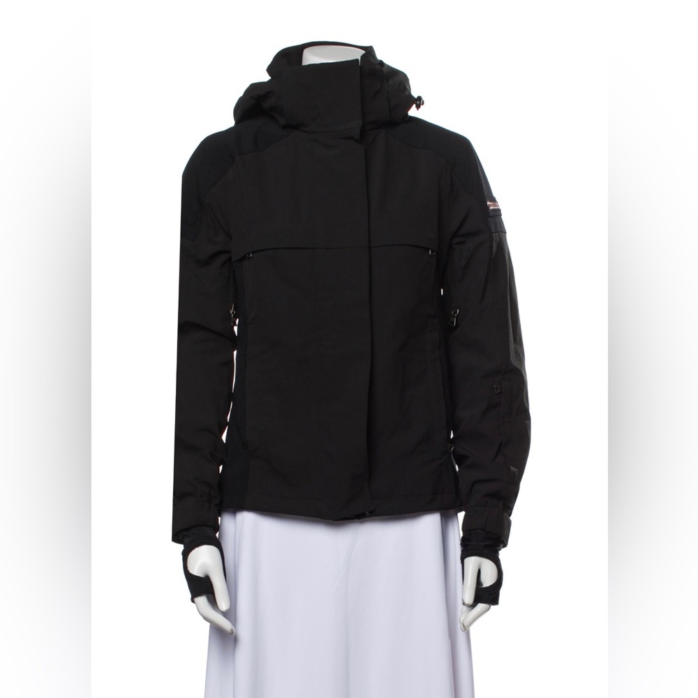 Prada black SKI jacket. Worn only a few times. In excellent condition. US 2 IT38